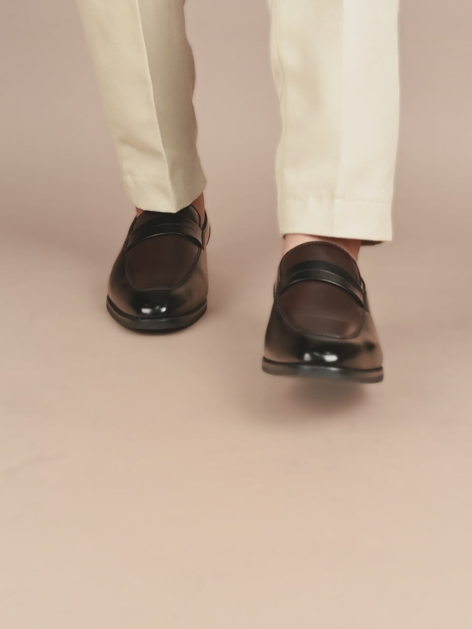 Slipons Mocassins à double teinte fabriqués à la main - Noir et Marron