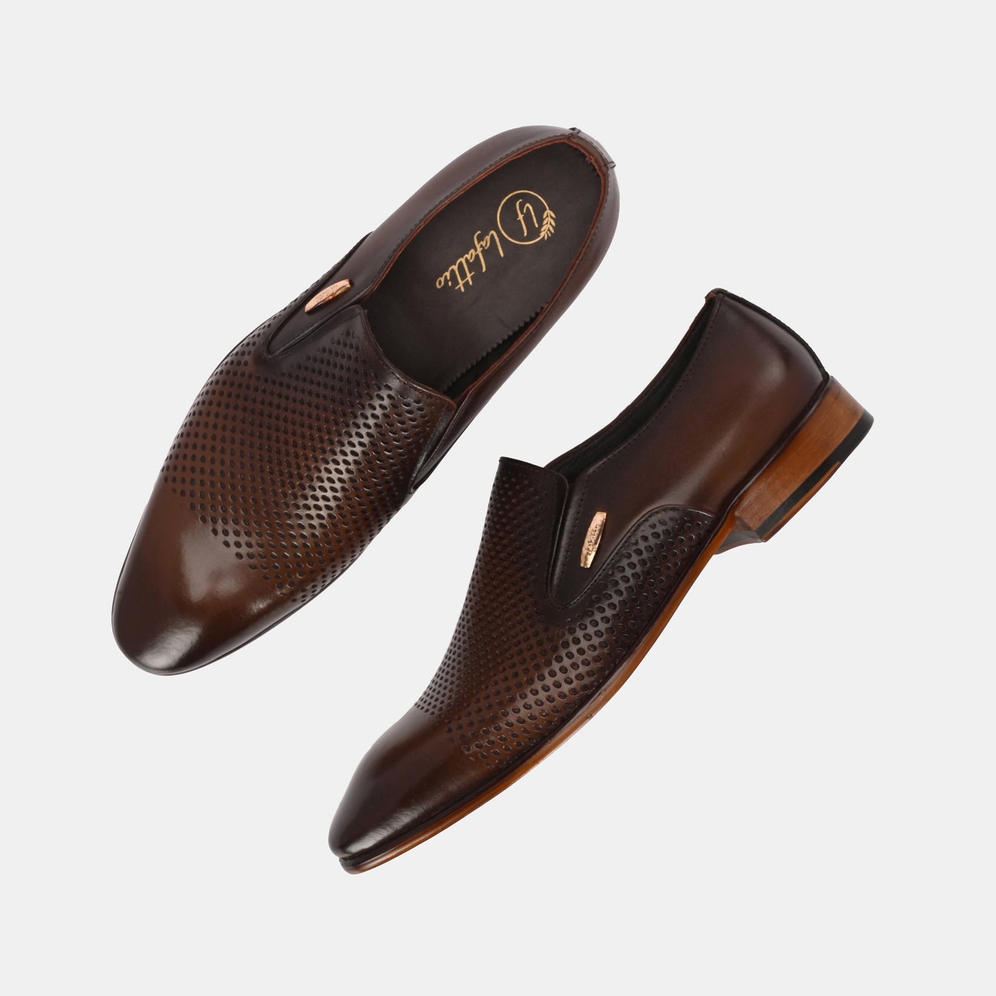 Mocassins perforés bruns par Vanario